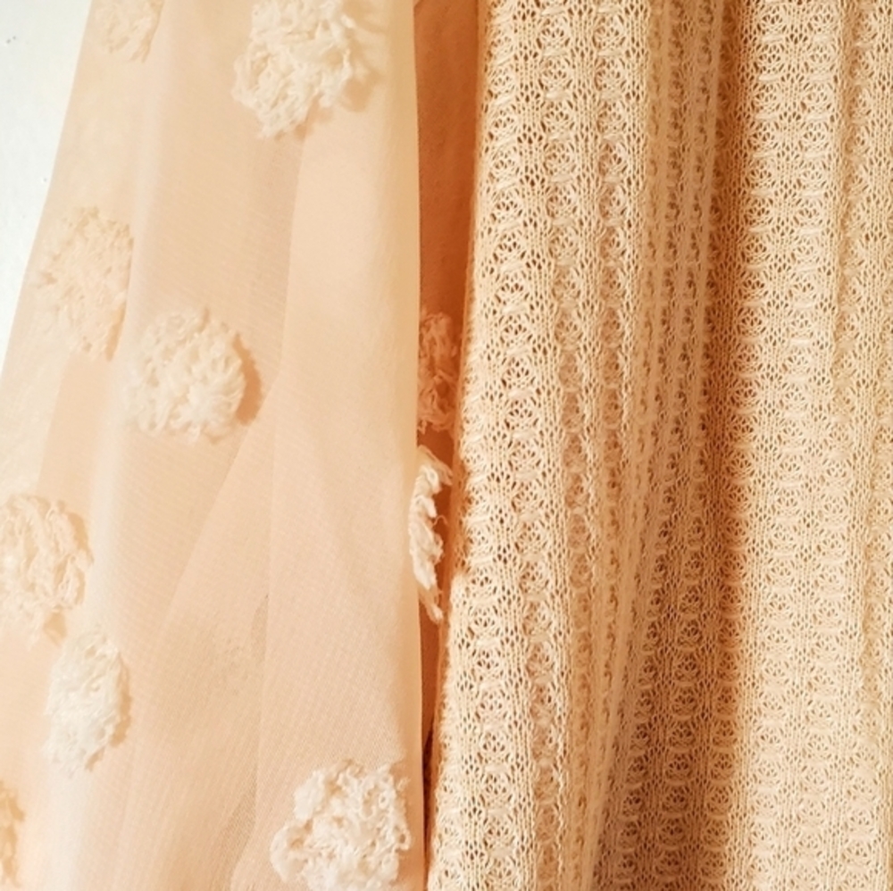 Cream Soft Dressy Blouse‎ Top Sheer Sleeves Women Size 2XL NWOT - Picture 8 of 9